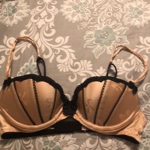 Victoria’s Secret Sexy Little Things bra. Size 32B